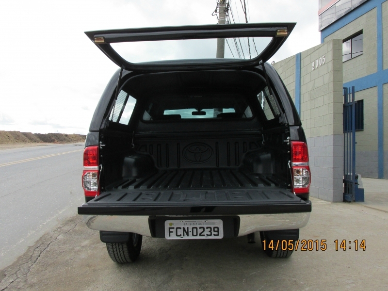 Capota em Fibra Hilux CD até 2015